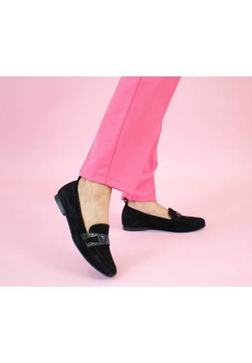 Czarne mokasyny