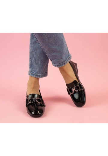 Czarne czółenka na niskim...