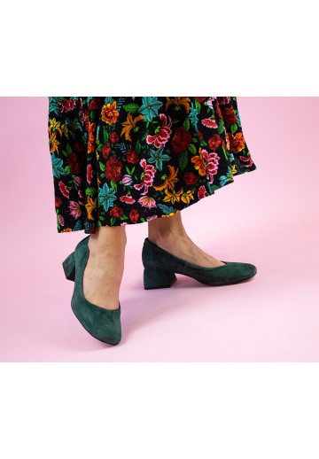 Zielone czółenka na niskim...