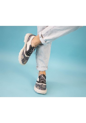 Półbuty z ozdobnym printem