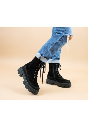 Czarne botki zapinane na zamek