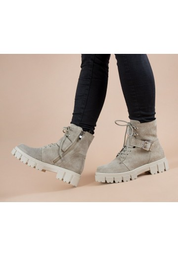 Beżowe botki zapinane na zamek