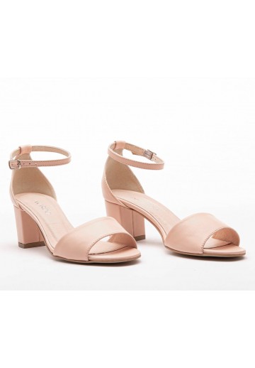 Jasnoróżowe sandały na...