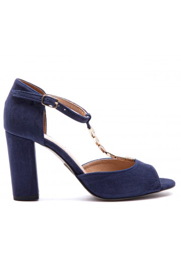 Granatowe sandały na słupku