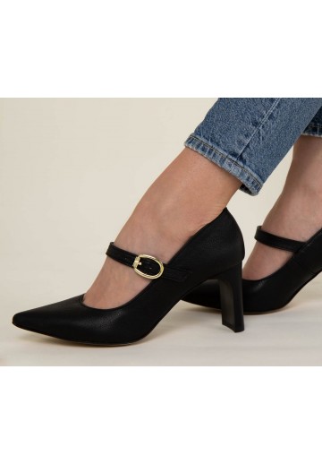 Czarne czółenka z paskiem