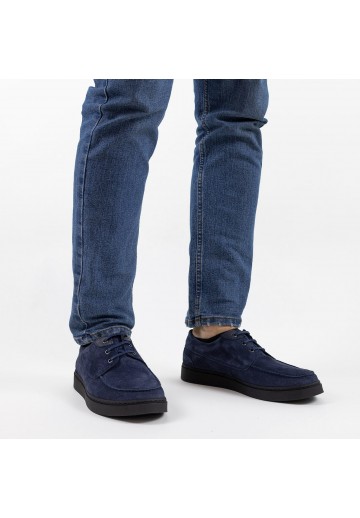 Granatowe welurowe półbuty...