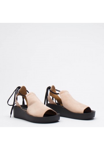 Beżowe sandały damskie