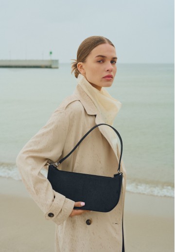 Czarna mała torebka -...