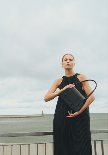 Czarny kuferek - SERENA